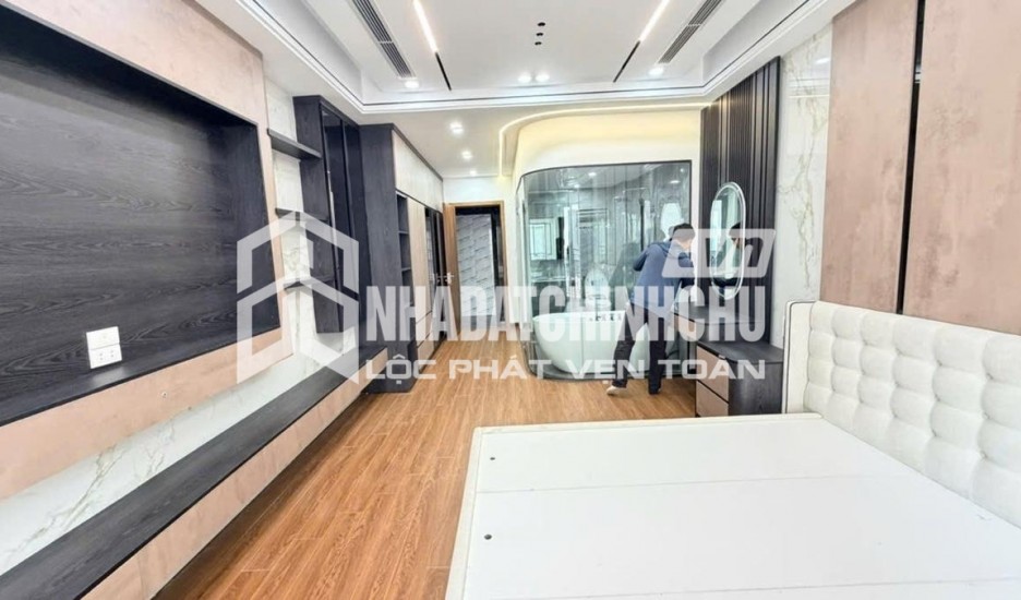 Bán nhà Võ Chí Công - Tây Hồ - DT 110 MT 5m - Ô tô - Kinh Doanh - Đường to như phố