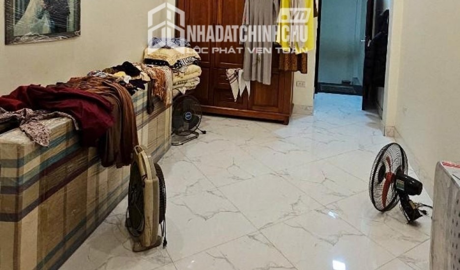 CHO THUÊ NHÀ NGÕ 107 PHỐ VĨNH HƯNG, 32M2, 5 TẦNG, 3 NGỦ, 4 WC, GIÁ 8 TRIỆU