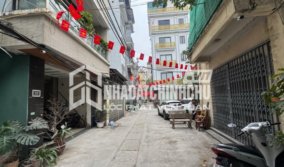 Bán biệt thự Xuân Đỉnh 116m2 4 tầng gara ô tô sân vườn rộng
