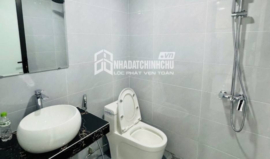 BÁN CHDV XUÂN ĐỈNH-76M2 X 7 TẦNG-MT 5.6M-NHỈNH 22 TỶ- THANG MÁY-GẦN Ô  TÔ-SÁT NGOẠI GIAO ĐOÀN-CIPUTRA
