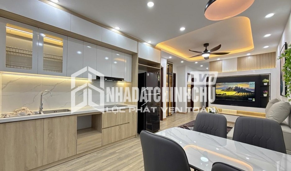 Nhà 5.6x20m, 4 tầng, Hai mặt tiền 12m,  Khu Biệt Thự Dương Quãng Hàm, P6, Gò Vấp