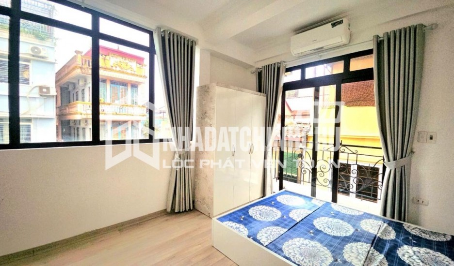 Mặt tiền hẻm 10m Phan Huy Ích, Phường 14. Nhà 3 tầng, 53m2, cho thuê Văn Phòng.