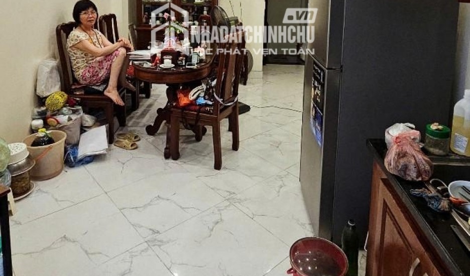 Bán nhà mặt phố Phạm Văn Đồng - Cầu Giấy - 120m 10 tầng Thang Máy Vỉa hè Dòng tiền sẵn