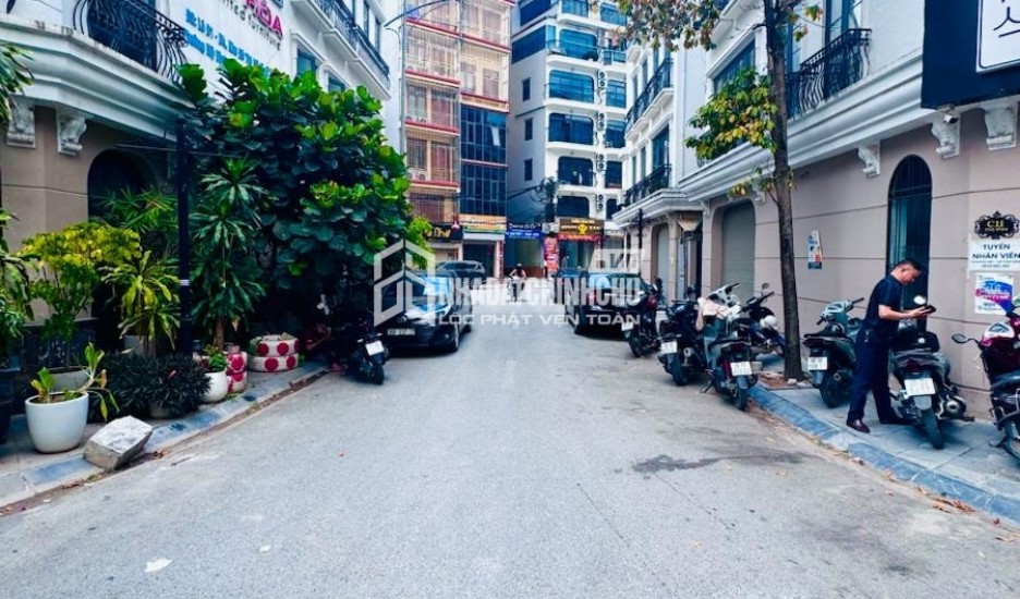 (Siêu Phẩm) Tòa Apartment xây mới 60m x 14P ngõ 279 Đội Cấn - Ô tô vào nhà. DT 1,3 tỷ/năm - 18,2 tỷ