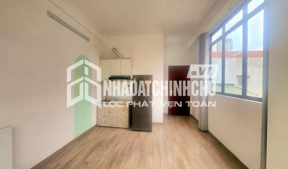 Mặt tiền hẻm 10m Phan Huy Ích, Phường 14. Nhà 3 tầng, 53m2, cho thuê Văn Phòng.
