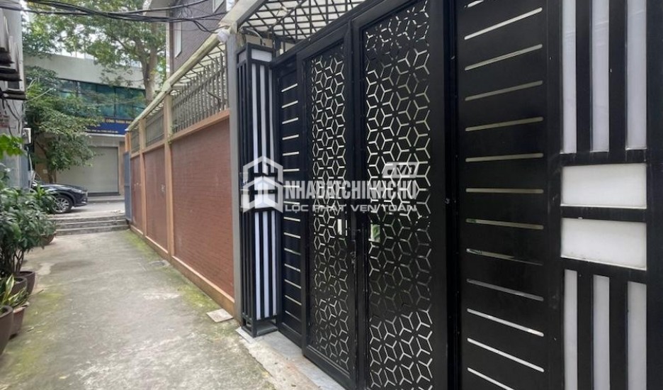 Bán tòa nhà Đức Diễn - Phú Diễn - DT 150m2 - MT 8m - 8 tầng - Đường 15m