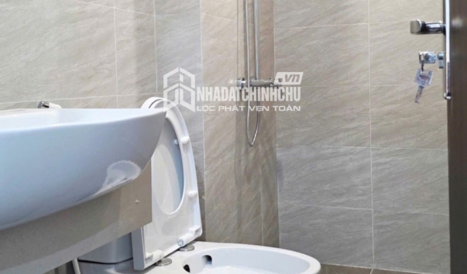 BÁN NHÀ XUÂN ĐỈNH 42M2 X 7 TẦNG-MT4.8M- THANG MÁY-Ô TÔ VÀO NHÀ-GẦN CV HÒA BÌNH -NHỈNH 14 TỶ