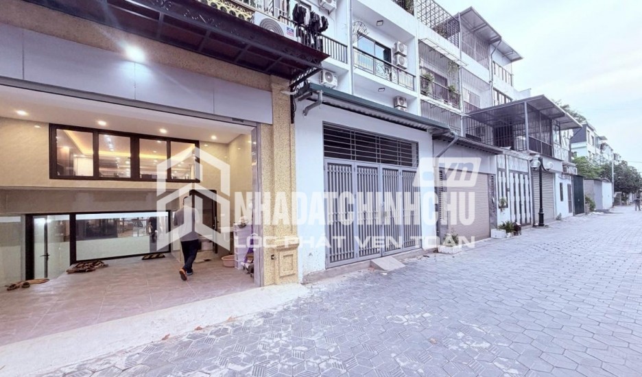 43M2, 6 TẦNG - TRUNG TÂM CẦU GIẤY - Ô TÔ - THANG MÁY- LÔ GÓC 2 MẶT TIỀN – GIÁ 12.8 TỶ - 0985731618