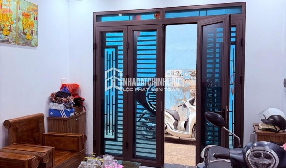 TRUNG TÂM CẦU GIẤY - Ô TÔ ĐỖ CỔNG - NHÀ DÂN XÂY KHUNG CỘT CHẮC CHẮN – 5 TẦNG, NHỈNH 5 TỶ