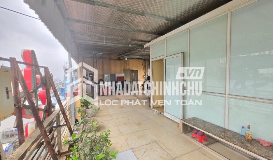 Bán đất mặt phố Đức Diễn - DT 152m2 - MT 8m - 7 Tầng - 1 hầm