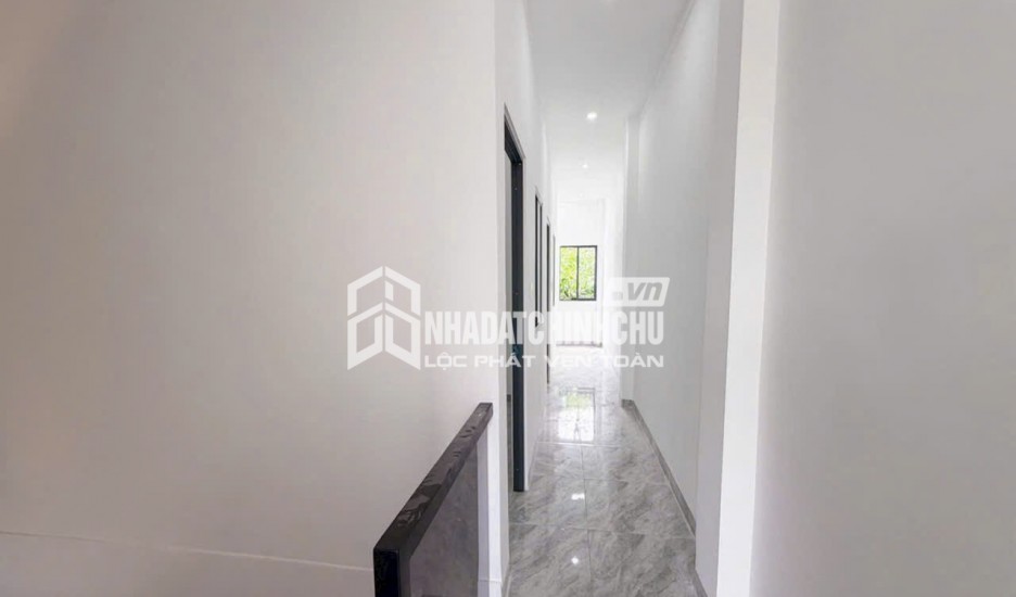NHÀ PHỐ P. PHƯỚC TÂN – GẦN CỔNG 11 - Chỉ cần 800TR sang tên nhận nhà ngay