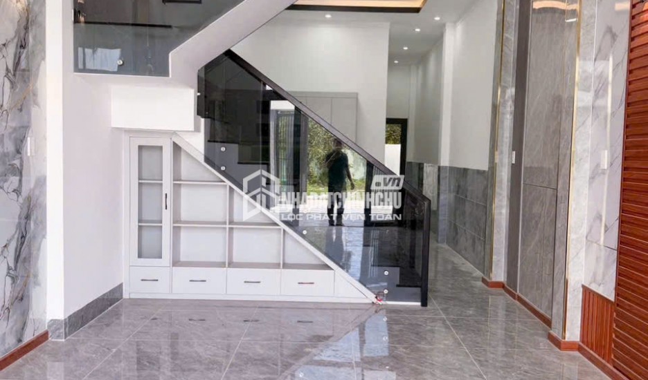 NHÀ PHỐ P. PHƯỚC TÂN – GẦN CỔNG 11 - Chỉ cần 800TR sang tên nhận nhà ngay