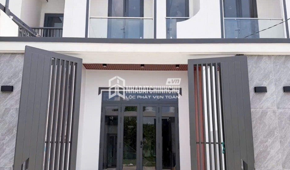 NHÀ PHỐ P. PHƯỚC TÂN – GẦN CỔNG 11 - Chỉ cần 800TR sang tên nhận nhà ngay