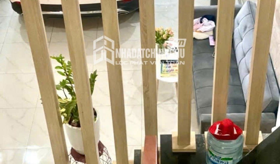 Bán nhà Đẹp Thủ Đức 3 Tầng Giá chỉ nhỉnh 6 Tỷ
