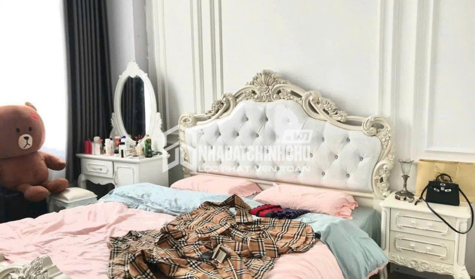 Bán nhà Đẹp Thủ Đức 3 Tầng Giá chỉ nhỉnh 6 Tỷ