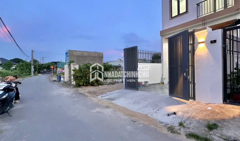 Bán Nhà Mặt Tiền Kinh Doanh - Cuối Đường Đồng Khởi - 5x21m