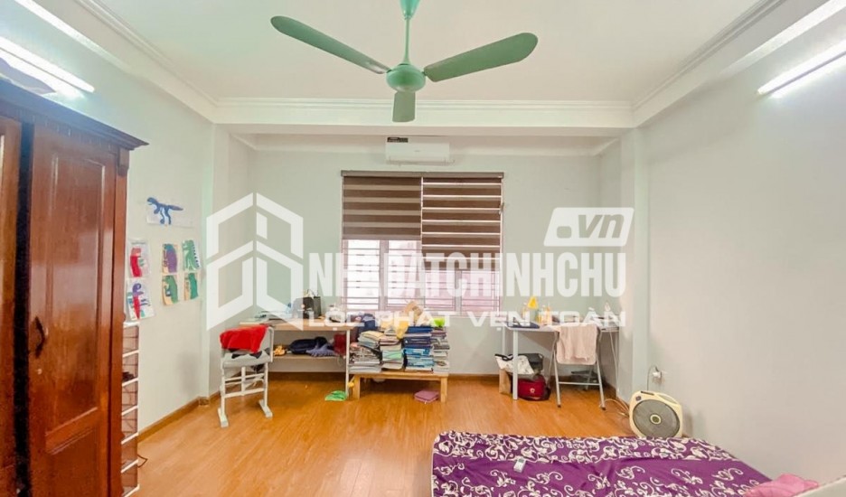 BÁN GẤP NHÀ Thịnh Liệt Q. Hoàng Mai. DT 44m 4 Tầng. Ô tô, nở hậu. Chỉ 4.650 Tỷ.