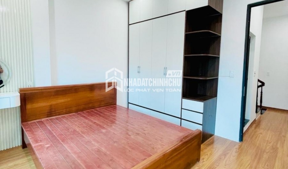 Bán gấp giá rẻ, ô tô, kinh doanh Phạm Ngọc Thạch 20m, 2 tầng, mặt tiền 3.2m, 4 tỷ Đống Đa.