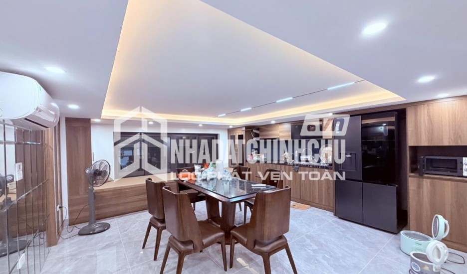 43M2, 6 TẦNG - TRUNG TÂM CẦU GIẤY - Ô TÔ - THANG MÁY- LÔ GÓC 2 MẶT TIỀN – GIÁ 12.8 TỶ - 0985731618