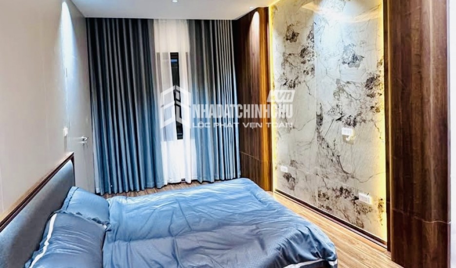 SIÊU PHẨM NGÕ CHỢ KHÂM THIÊN, ĐỐNG ĐA, LÔ GÓC, 6 TẦNG THANG MÁY, NHÀ MỚI TINH, FULL NỘI THẤT