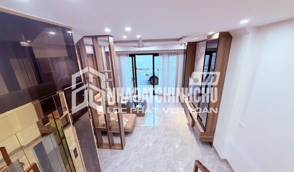 43M2, 6 TẦNG - TRUNG TÂM CẦU GIẤY - Ô TÔ - THANG MÁY- LÔ GÓC 2 MẶT TIỀN – GIÁ 12.8 TỶ - 0985731618