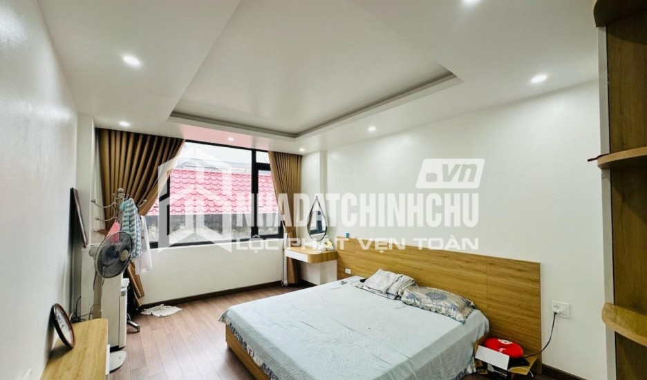 Bán nhà Hoàng Văn Thái, 48m2x 5tầng, nhà mặt ngõ, ô tô tránh, kinh doanh. Giá 7,2 tỷ