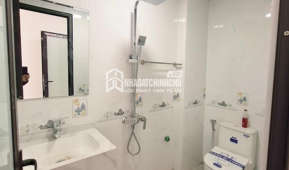 (Hot) CHDV xây mới 90m2 x 7 tầng x 21 phòng ngõ 245 Lạc Long Quân. Dòng tiền 1,4 tỷ/năm - 16.5 tỷ