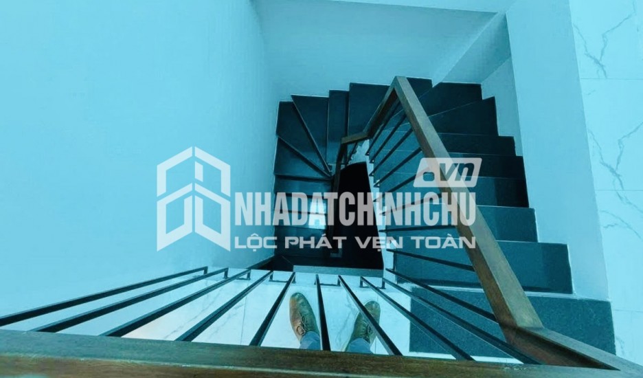 SIÊU PHẨM HOÀNG HOA THÁM, BA ĐÌNH, GẦN HỒ TÂY, DT 36M, NHÀ 5 TẦNG,  VỪA Ở VỪA KINH DOANH