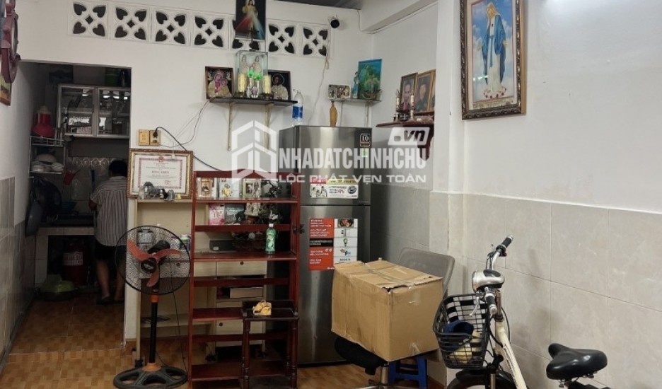 BÁN GẤP - GIẢM 200 TRIỆU - GIÁ MỚI 4.8 TỶ - NGAY CHỢ BÀ CHIỂU - 4 TẦNG CHO THUÊ GẦN 30TR/THÁNG