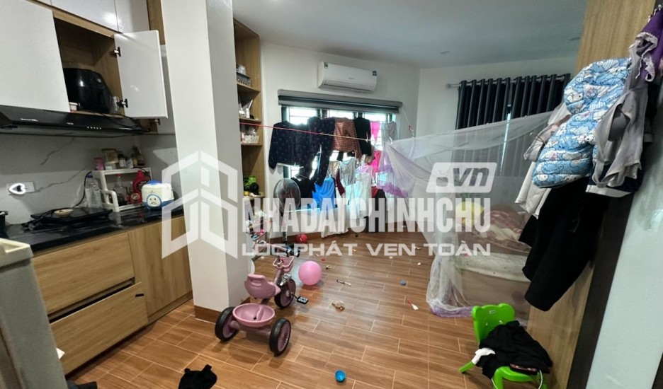 (Siêu Phẩm) CHDV 70m2x8T ngõ 218 Đội Cấn cách ô tô tránh và bãi 5m. DT 1,1 tỷ/năm - 15,3 tỷ bao phí