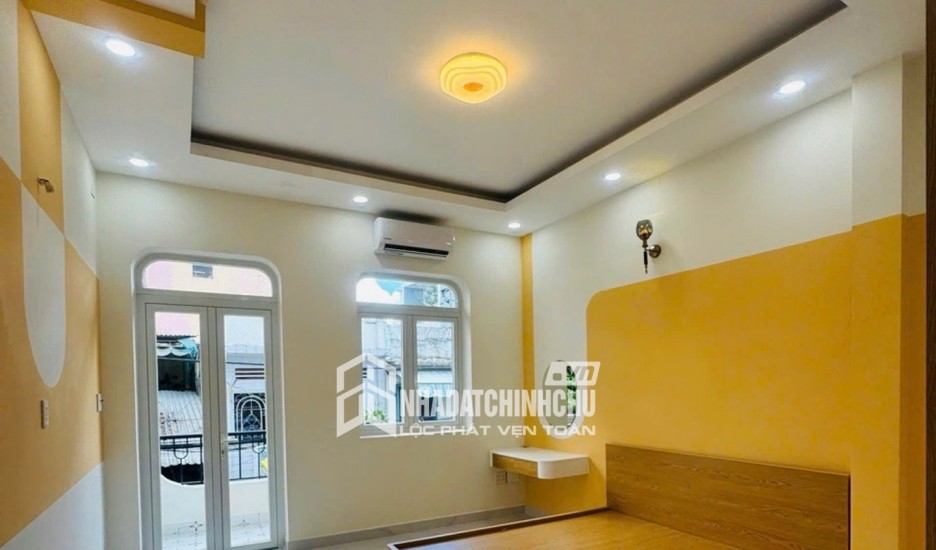 SIÊU  PHẨM 2 MT NHÀ ĐẸP 2 TẦNG  LÝ THÁNH TÔNG HẺM 8 XE HƠI NGỦ NHÀ NHỈNH 6 TỶ