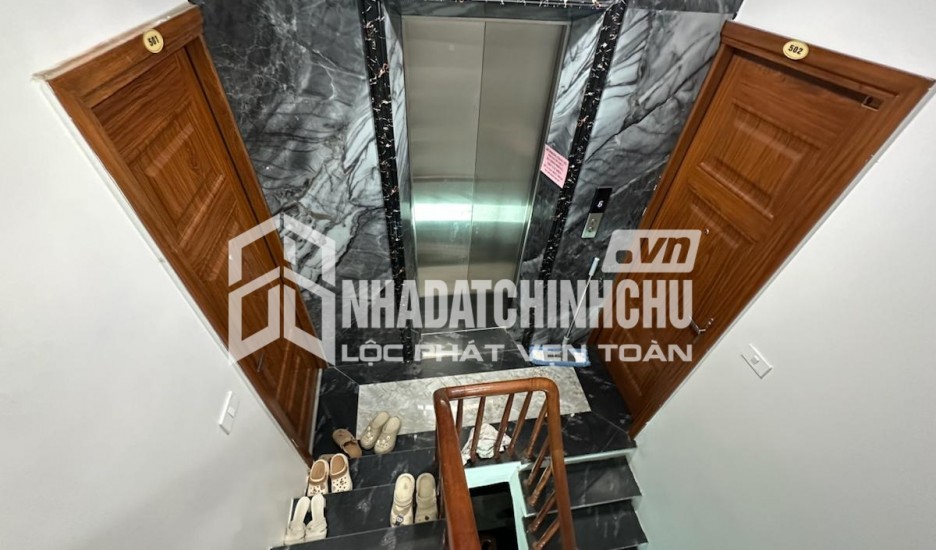 (Siêu Phẩm) CHDV 70m2x8T ngõ 218 Đội Cấn cách ô tô tránh và bãi 5m. DT 1,1 tỷ/năm - 15,3 tỷ bao phí