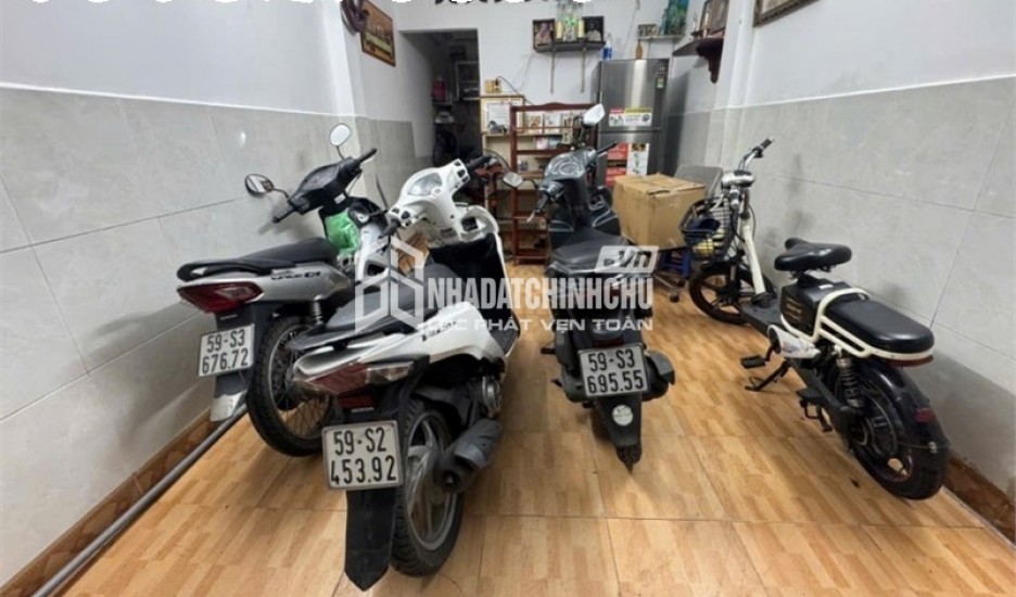 BÁN GẤP - GIẢM 200 TRIỆU - GIÁ MỚI 4.8 TỶ - NGAY CHỢ BÀ CHIỂU - 4 TẦNG CHO THUÊ GẦN 30TR/THÁNG