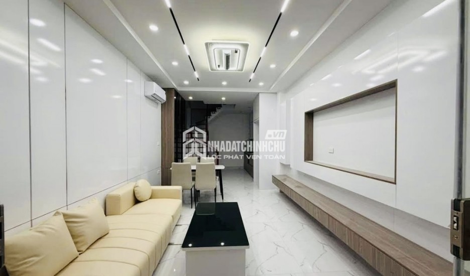 SIÊU PHẨM HOÀNG HOA THÁM, BA ĐÌNH, GẦN HỒ TÂY, DT 36M, NHÀ 5 TẦNG,  VỪA Ở VỪA KINH DOANH