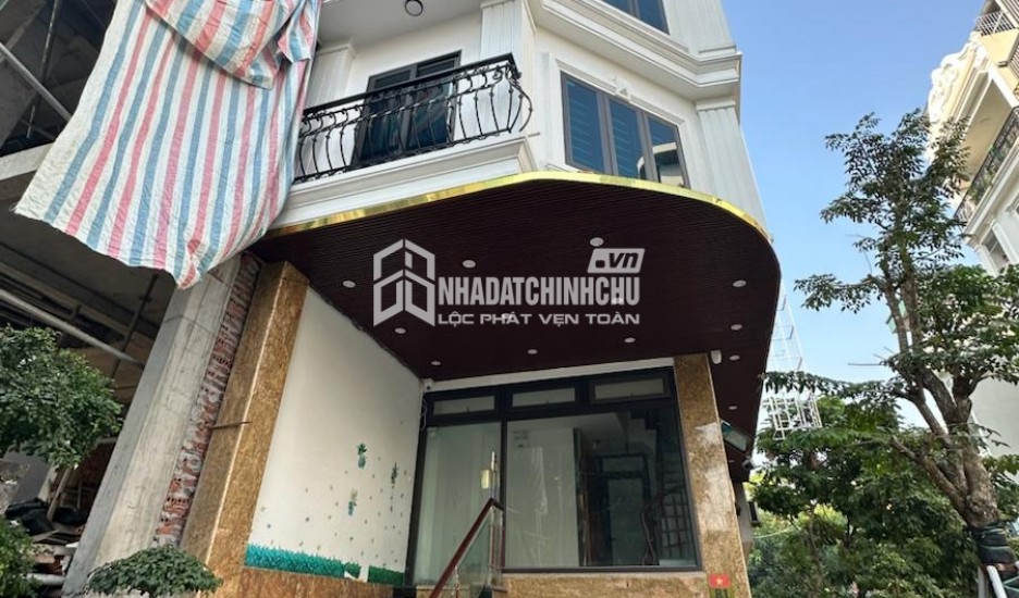 (Siêu Phẩm) CHDV 70m2x8T ngõ 218 Đội Cấn cách ô tô tránh và bãi 5m. DT 1,1 tỷ/năm - 15,3 tỷ bao phí