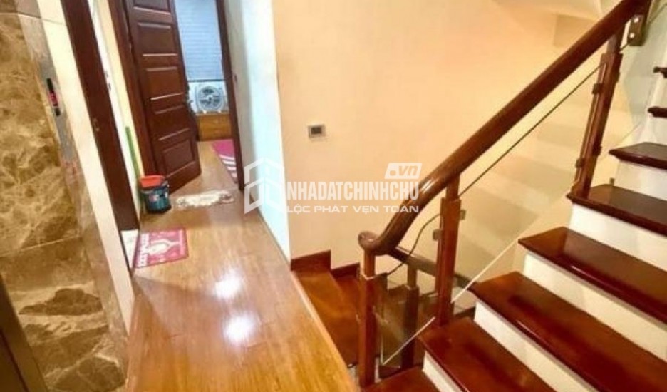 Bán nhà Hoàng Văn Thái 45m2x5 tầng lô góc ngõ ô tô, xây mới, thang máy. giá 6,6 tỷ. Lh 0888512868