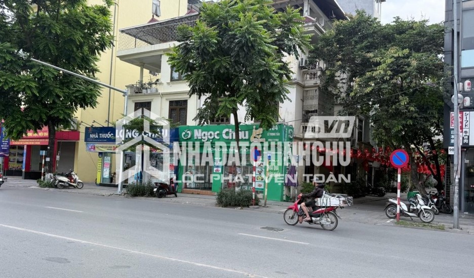 Bán nhà phố trung tâm Ba Đình - DT 140m2 - mặt tiền 15m - Lô góc - Kinh doanh