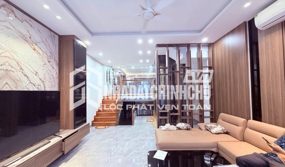43M2, 6 TẦNG - TRUNG TÂM CẦU GIẤY - Ô TÔ - THANG MÁY- LÔ GÓC 2 MẶT TIỀN – GIÁ 12.8 TỶ - 0985731618
