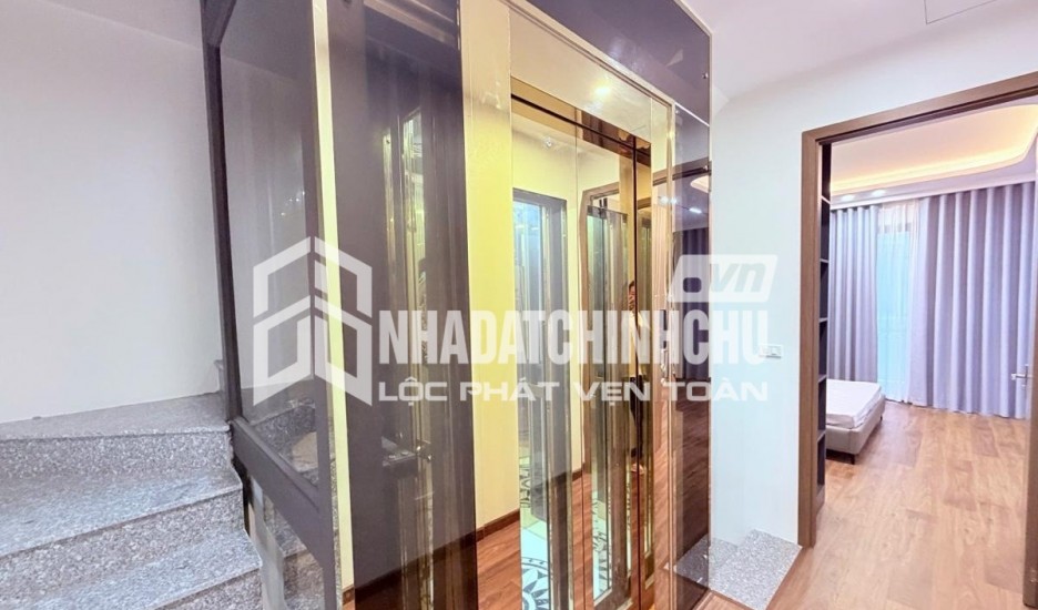 43M2, 6 TẦNG - TRUNG TÂM CẦU GIẤY - Ô TÔ - THANG MÁY- LÔ GÓC 2 MẶT TIỀN – GIÁ 12.8 TỶ - 0985731618