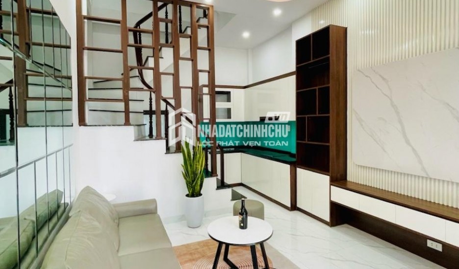 Bán gấp giá rẻ, ô tô, kinh doanh Phạm Ngọc Thạch 20m, 2 tầng, mặt tiền 3.2m, 4 tỷ Đống Đa.