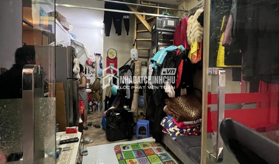 BÁN ĐẤT TẶNG NHÀ 3T, 59M2, 8 TỶ PHỐ LẠC LONG QUÂN – Ô TÔ, LÔ GÓC, NỞ HẬU
