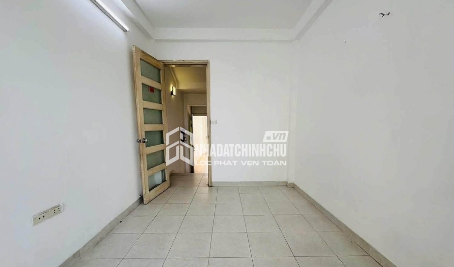 NHÀ MẶT NGÕ THÔNG - ÔTÔ -2 THOÁNG dân xây - SỐ VUÔNG NÉT - CẠNH VÀNH ĐAI 2.5 -  40m2 x 8,99 tỷ