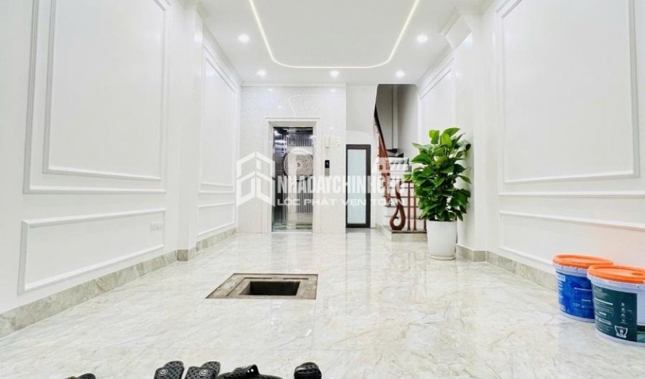 NGUYỄN VĂN TRỖI - NHÀ MỚI 7 TẦNG - TM - OTo - 35m2 x 11,79 Tỷ ( TL)