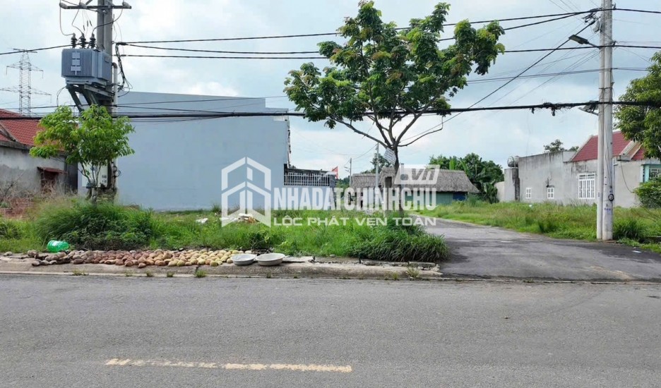 Lô Góc 2 Mặt Tiền Phước Tân