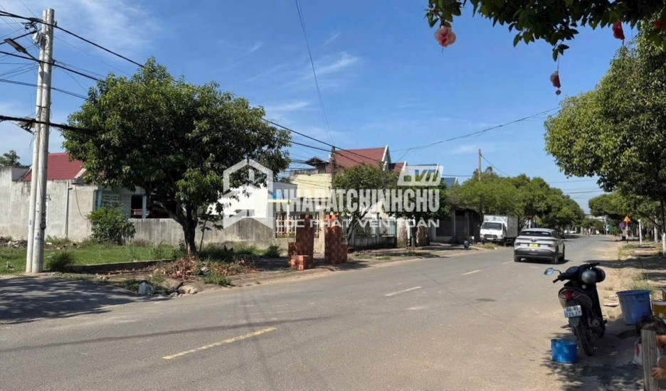 Lô Góc 2 Mặt Tiền Phước Tân