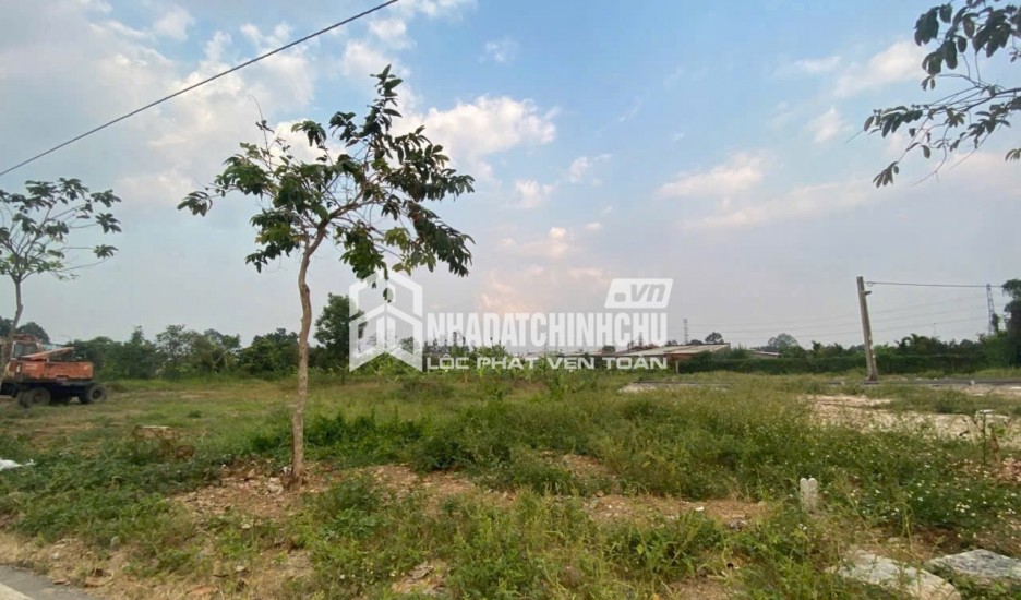 MẶT TIỀN ĐƯỜNG KINH DOANH BUÔN BÁN • Diện Tích 135m2