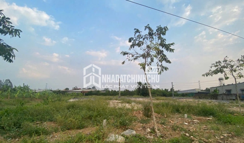 MẶT TIỀN ĐƯỜNG KINH DOANH BUÔN BÁN • Diện Tích 135m2