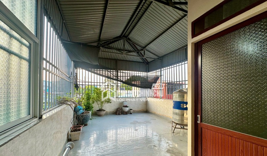 Bán nhà riêng tại 18/133 Chùa Hàng, 4,35 tỷ, 50m2, 3PN, 2WC, hướng Tây