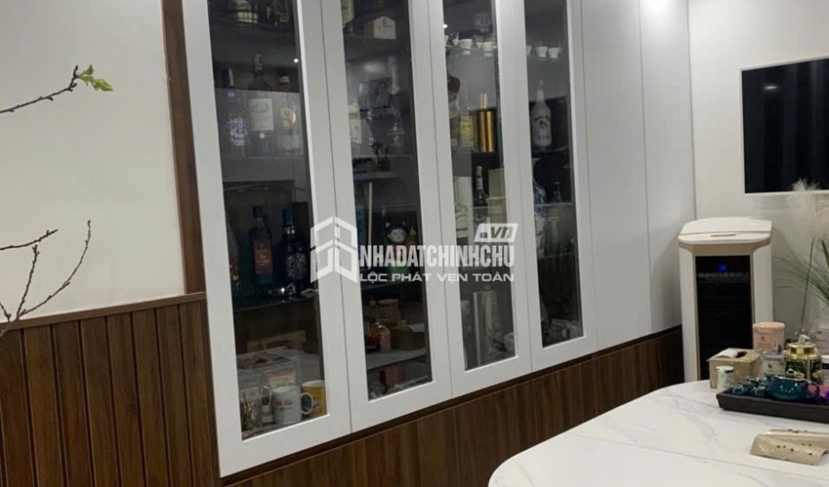BÁN NHÀ 5 TẦNG VỊ TRÍ ĐẸP – THẠCH BÀN, LONG BIÊN – ĐÃ LẮP ĐIỆN NĂNG LƯỢNG MẶT TRỜI – SỔ ĐỎ CHÍNH CHỦ