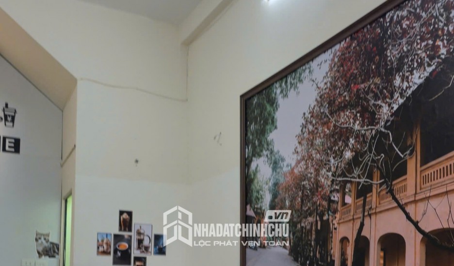 CHO THUÊ MẶT BẰNG KINH DOANH TẦNG 1 RIÊNG BIỆT , MẶT HỒ THOÁNG MÁT TẠI ĐỐNG ĐA , HÀ NỘI